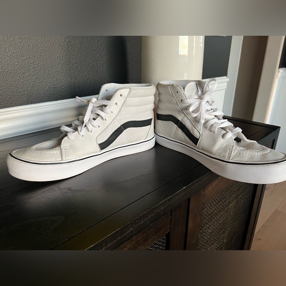 Vans ultra cush! Comfy. wore twice. - Picture 7 of 7